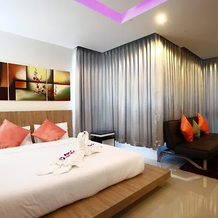 Buasri By Ohm Apartment Patong Exterior photo